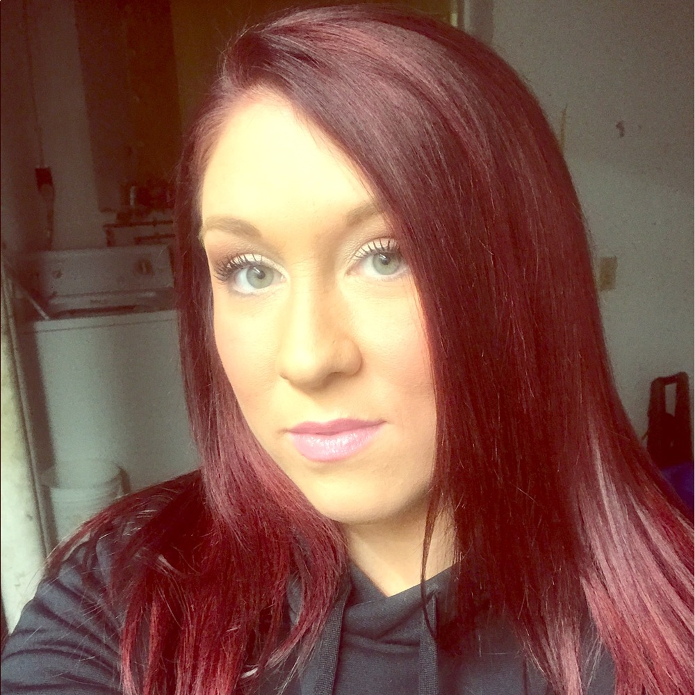 Meet your Posher, Lauren