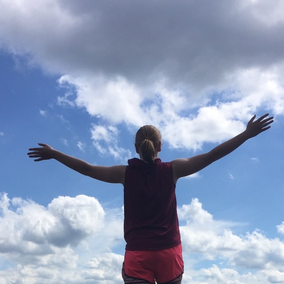 Meet your Posher, Demi