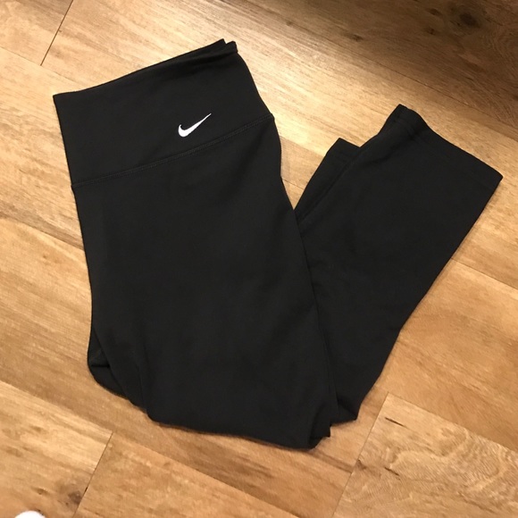 Nike dri-fit crops