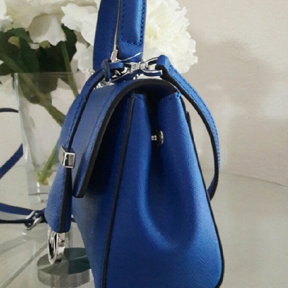 ~SOLD~Michael Kors XS Ava Blue Crossbody Purse Bag - Picture 2 of 4