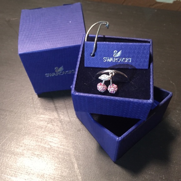Swarovski cherry ring