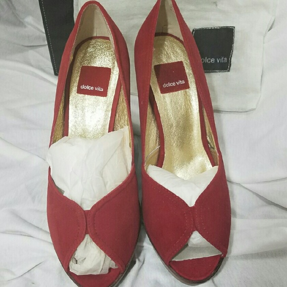 DOLCE VITA  Sz 8.5 Red Suede Wedge Shoes - Picture 3 of 4