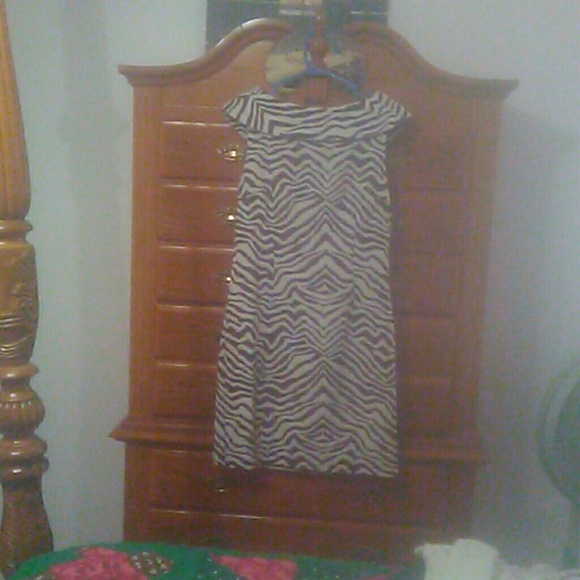 Ladies dress