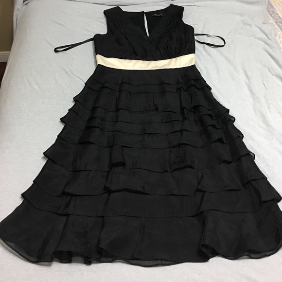 Beautiful formal dress. Never been worn.