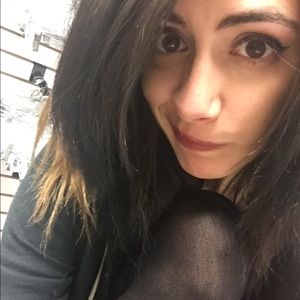 Meet your Posher, April