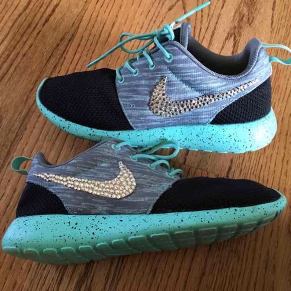 ISO Nike Swarovski Roshe Sneakers