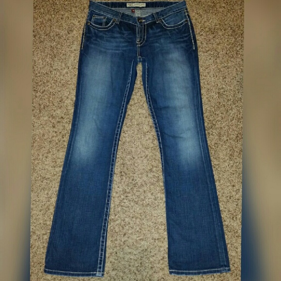 29x33.5 Sabrina Boot stretch