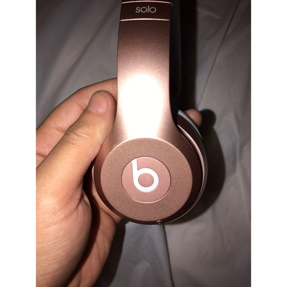 Rose Gold Beats