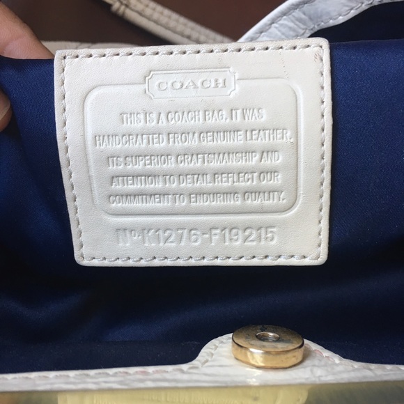 Coach bag , used in great condition! - Picture 2 of 4