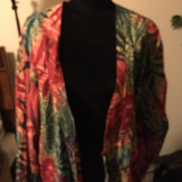Beautiful fall and winter scrub jacket.