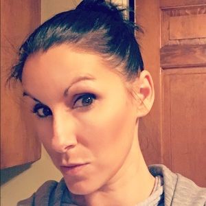 Meet your Posher, Stacy