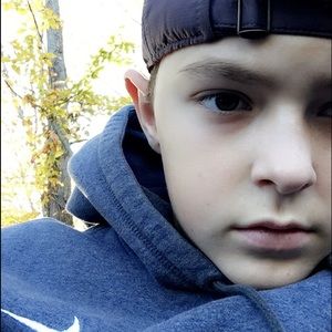 Meet your Posher, Jonathan