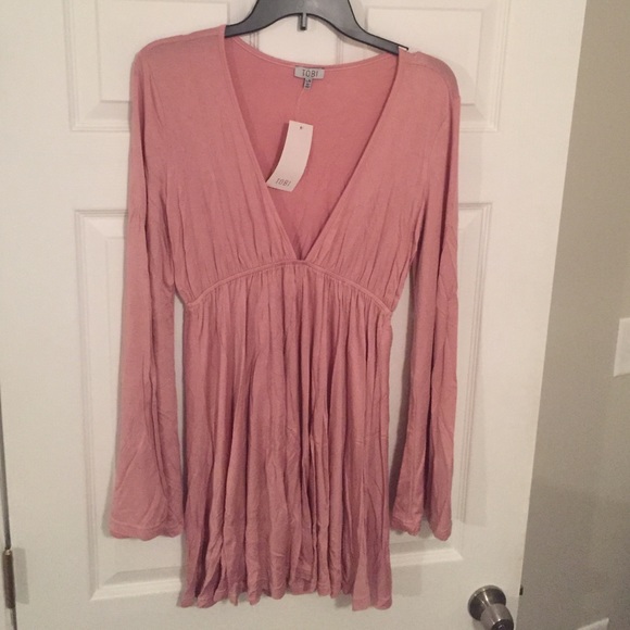 Flowing pink dress