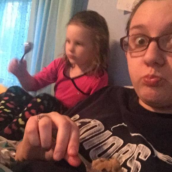 Meet your Posher, Sarah - Picture 1 of 1