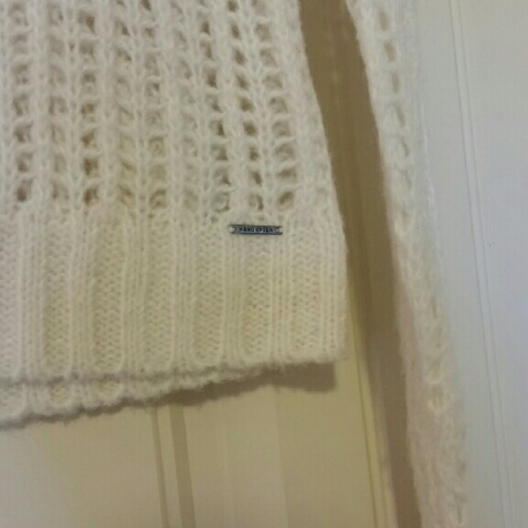 Hang ten sweater - Picture 3 of 3