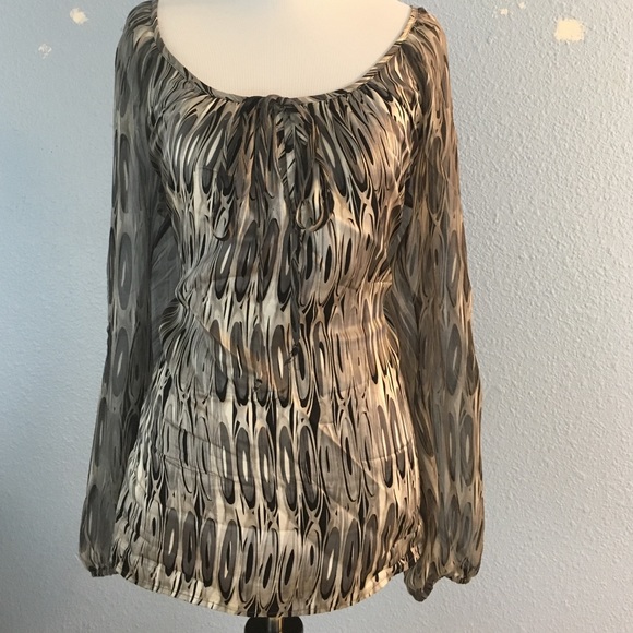 Elegant silver black and gray Karen Kane blouse