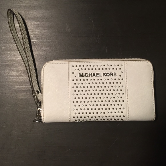 Michael Kors wristlet