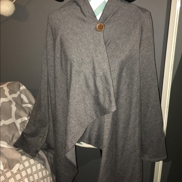 Grey Shawl/Cardigan