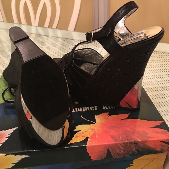 Black Rhinestone Platform Sandals - Picture 3 of 3
