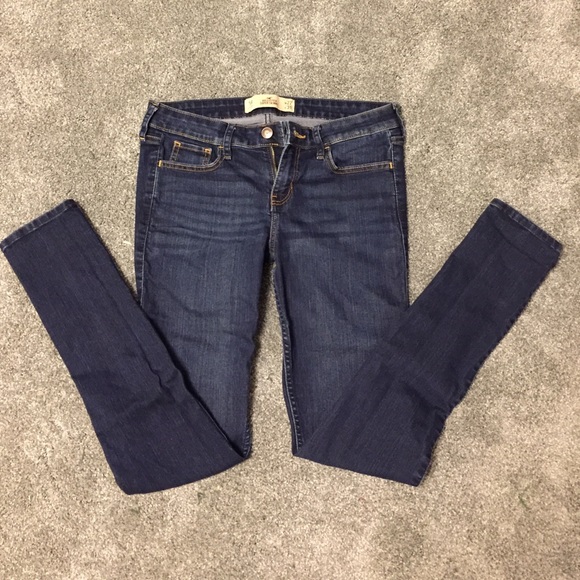 Hollister Super Skinny Jeans