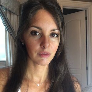 Meet your Posher, Adriana