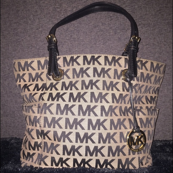 NEW Michael Kors Black Signature MK East West Tote