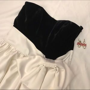 Betsy Johnson Evening/Cocktail Dress