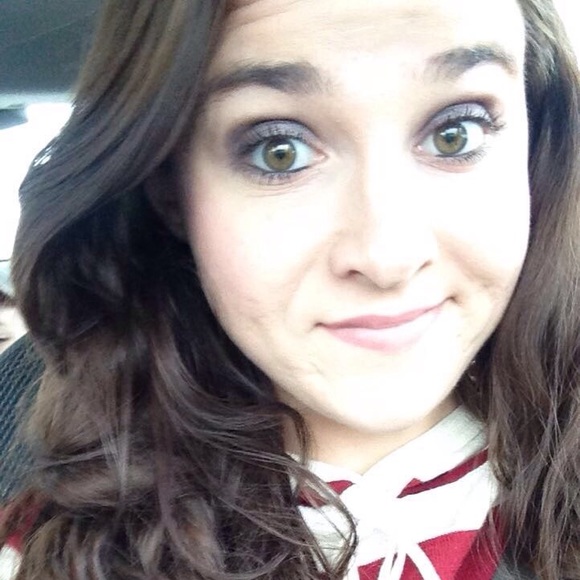 Meet your Posher, Kimberly - Picture 1 of 1