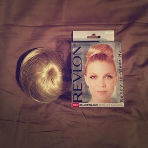Revlon Ballerina Bun