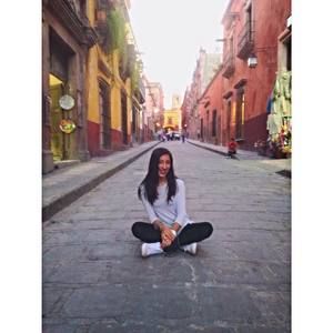 Meet your Posher, Mariela