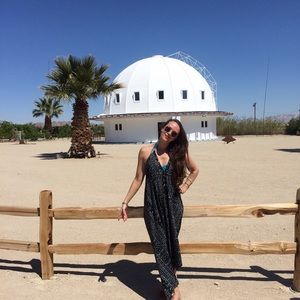 Meet your Posher, Caitlin