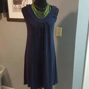 Navy sleeveless sheath dress