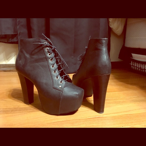 Black Leather Lita Inspired Bootie