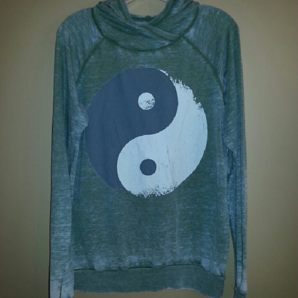 XL Yin Yang Distressed Hoodie