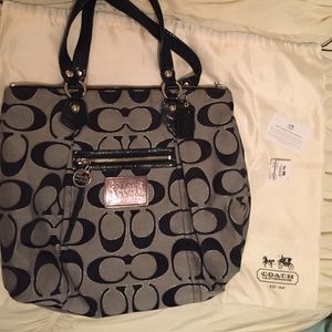 Authentic Coach poppy tote