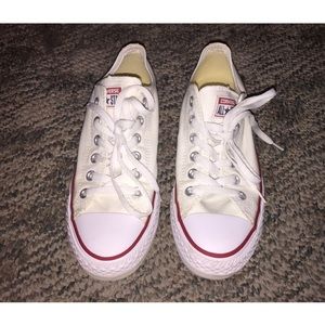 White Converse - Women's Size 8, ACTUAL PICTURE!!