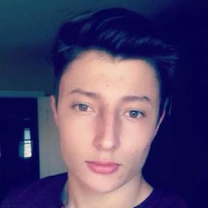 Meet your Posher, Liam