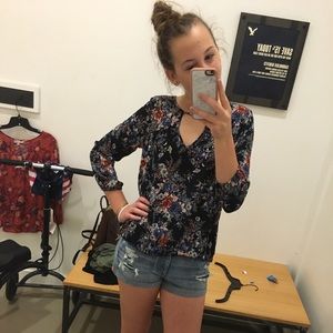 Meet your Posher, Olivia