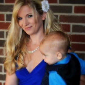 Meet your Posher, Dena