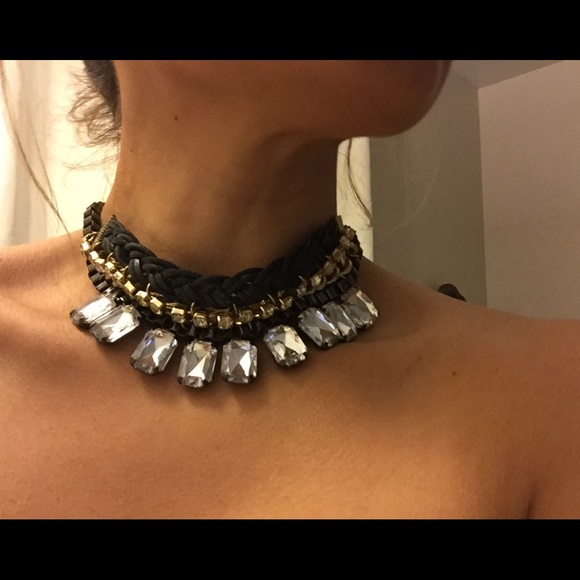 Necklace- 💄💋 - Picture 2 of 3