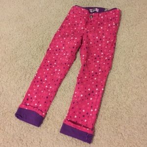 Lee girls pants. 5T. Brand new. Elastic waist.