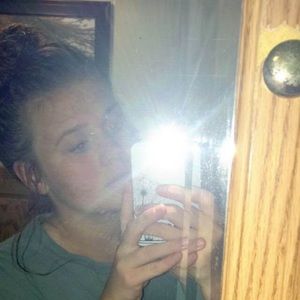 Meet your Posher, Ariel