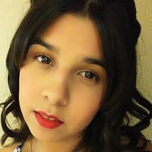 Meet your Posher, Clarissa