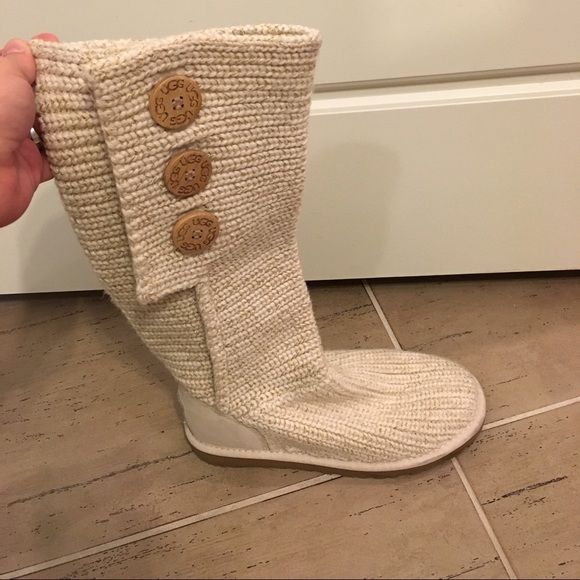 UGG Shoes - Ugg classic cardy boot