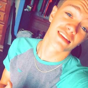 Meet your Posher, Cade