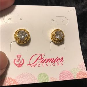 Premier Designs retired earrings