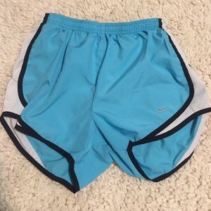 NIKE FIT DRY RUNNING SHORTS!
