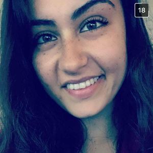 Meet your Posher, Kayla