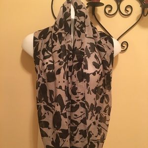 Black & Gray Print Infinity Scarf