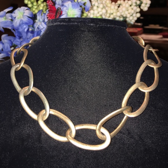 Kenneth Cole brushed gold necklace